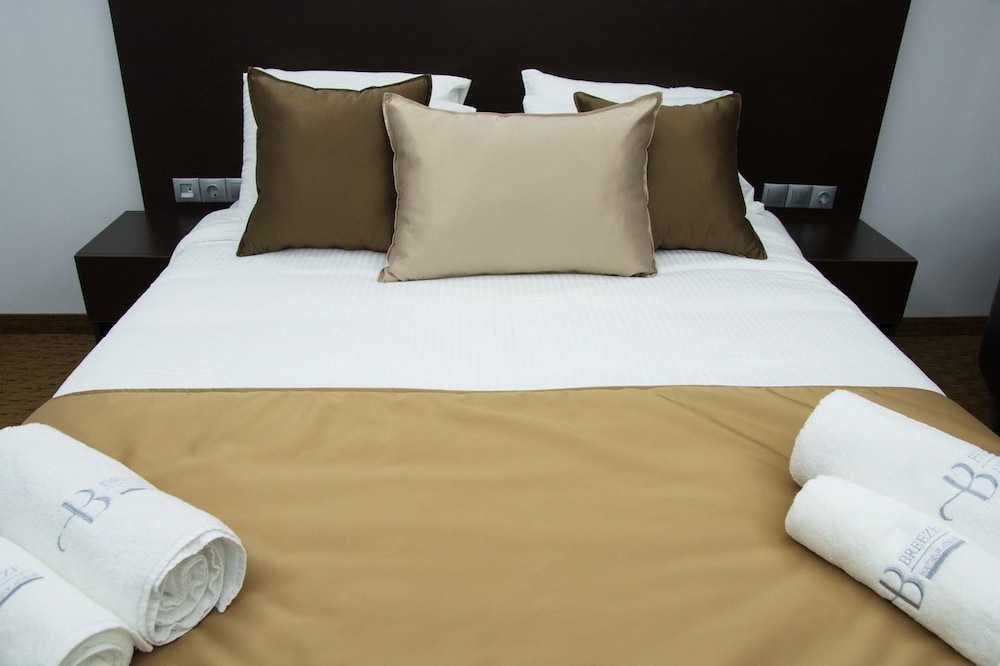 Breeze Boutique Hotel 33/34