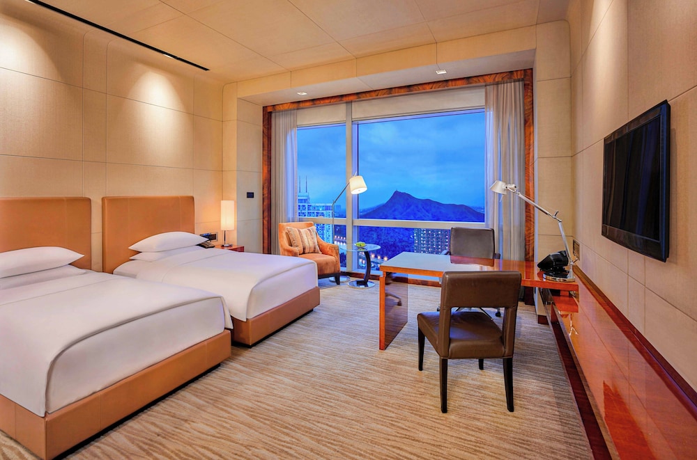 Grand Hyatt Shenzhen 25/75