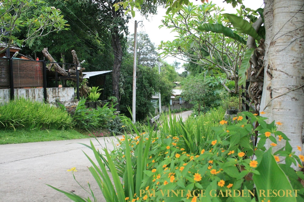 Pai Vintage Garden Resort 72/79