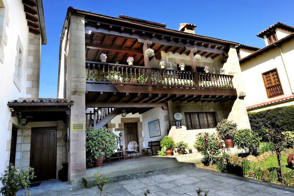 Posada Araceli 1/50
