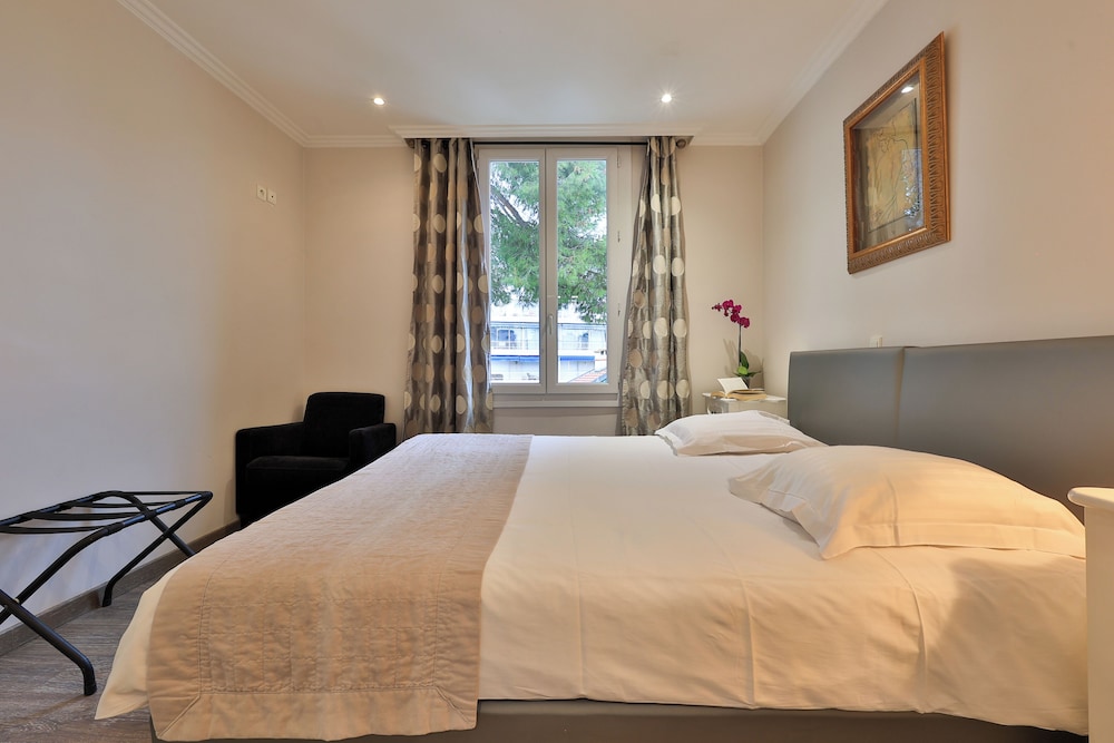 Residence Emeraude 12/50