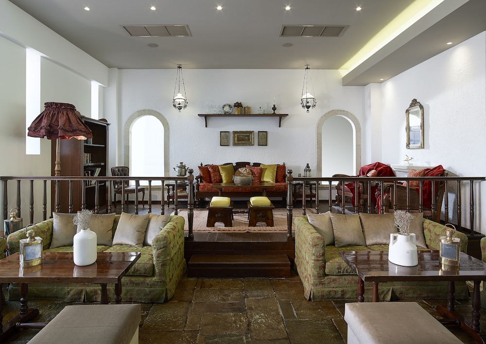 Albatros Spa and Resort Hotel 42/56