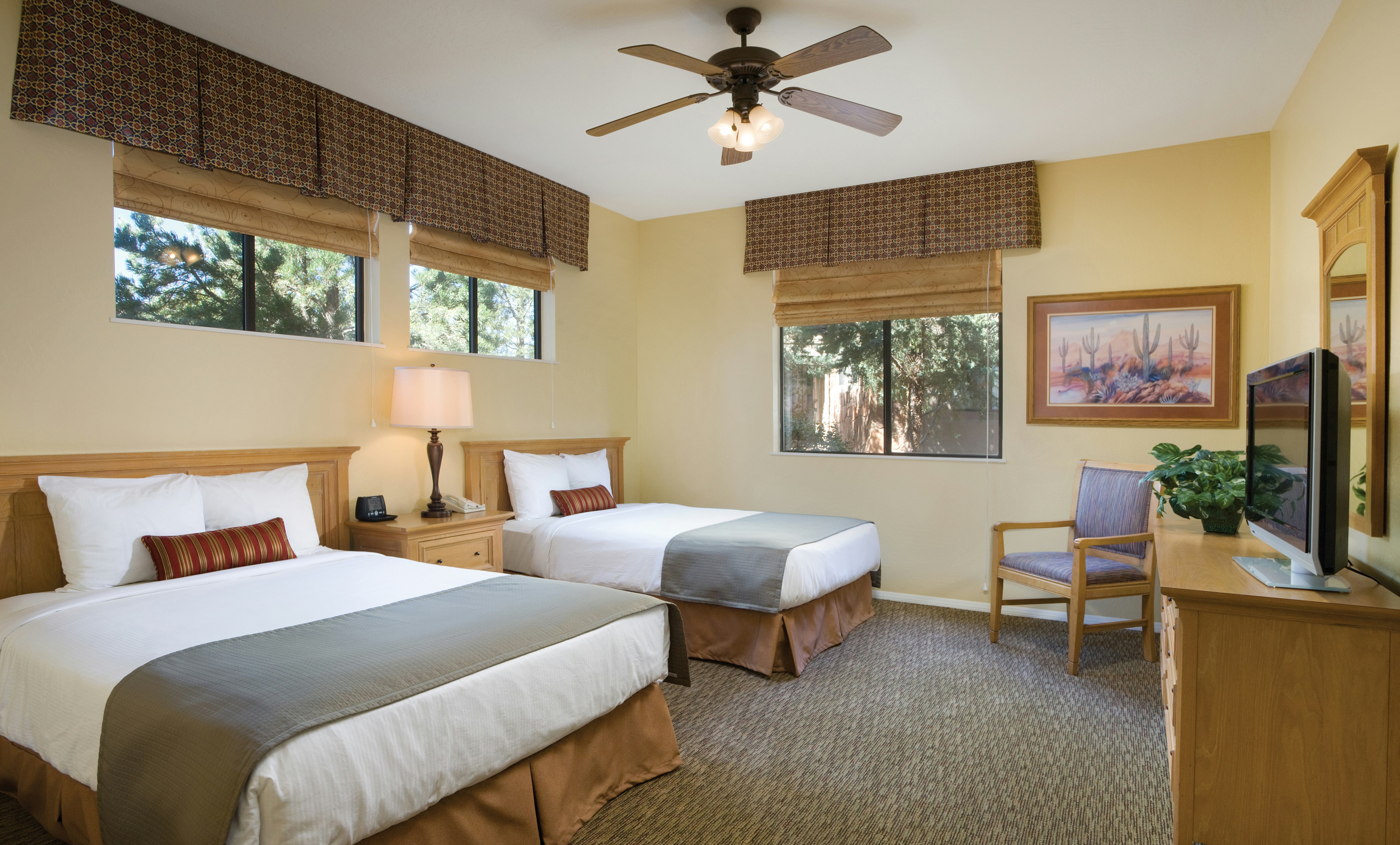 2 BEDROOMS, SUITE