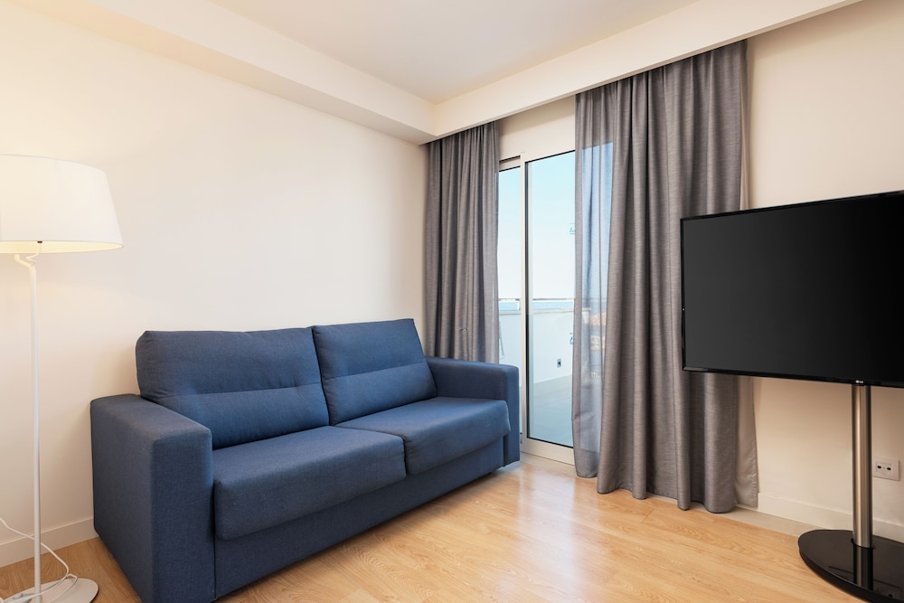 Hotel Cala Bona 56/72