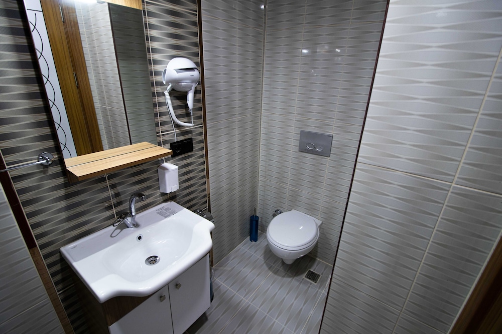 Ersoy Ikiz Otel 40/41