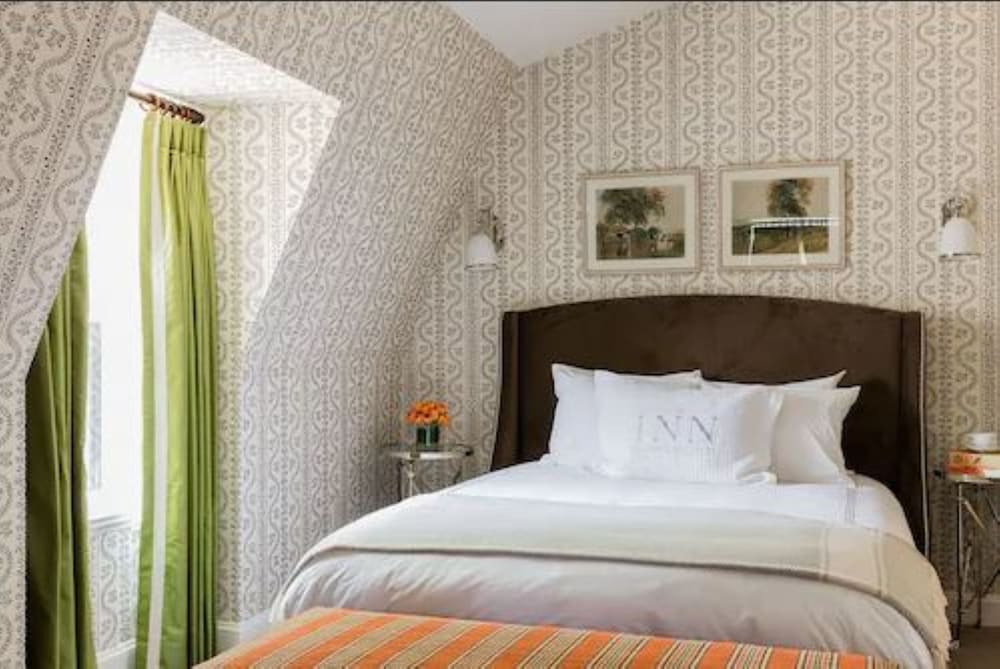 The Inn at Hastings Park Relais and Chateaux 13/50