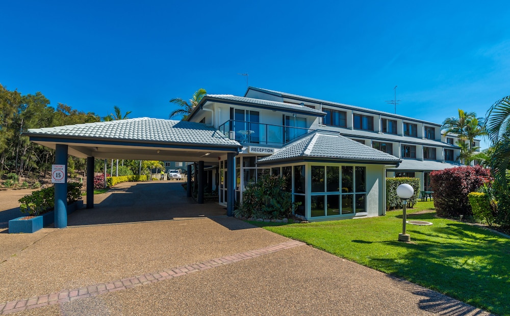 Rosslyn Bay Resort 6/77
