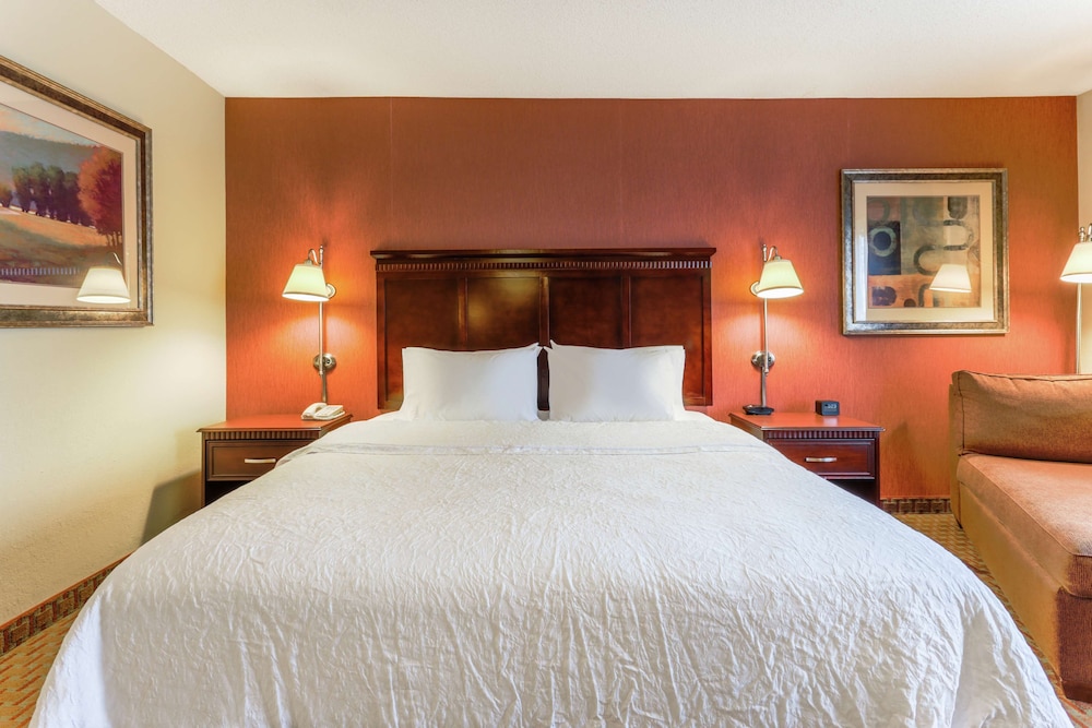 Hampton Inn Chattanooga North Ooltewah 11/49