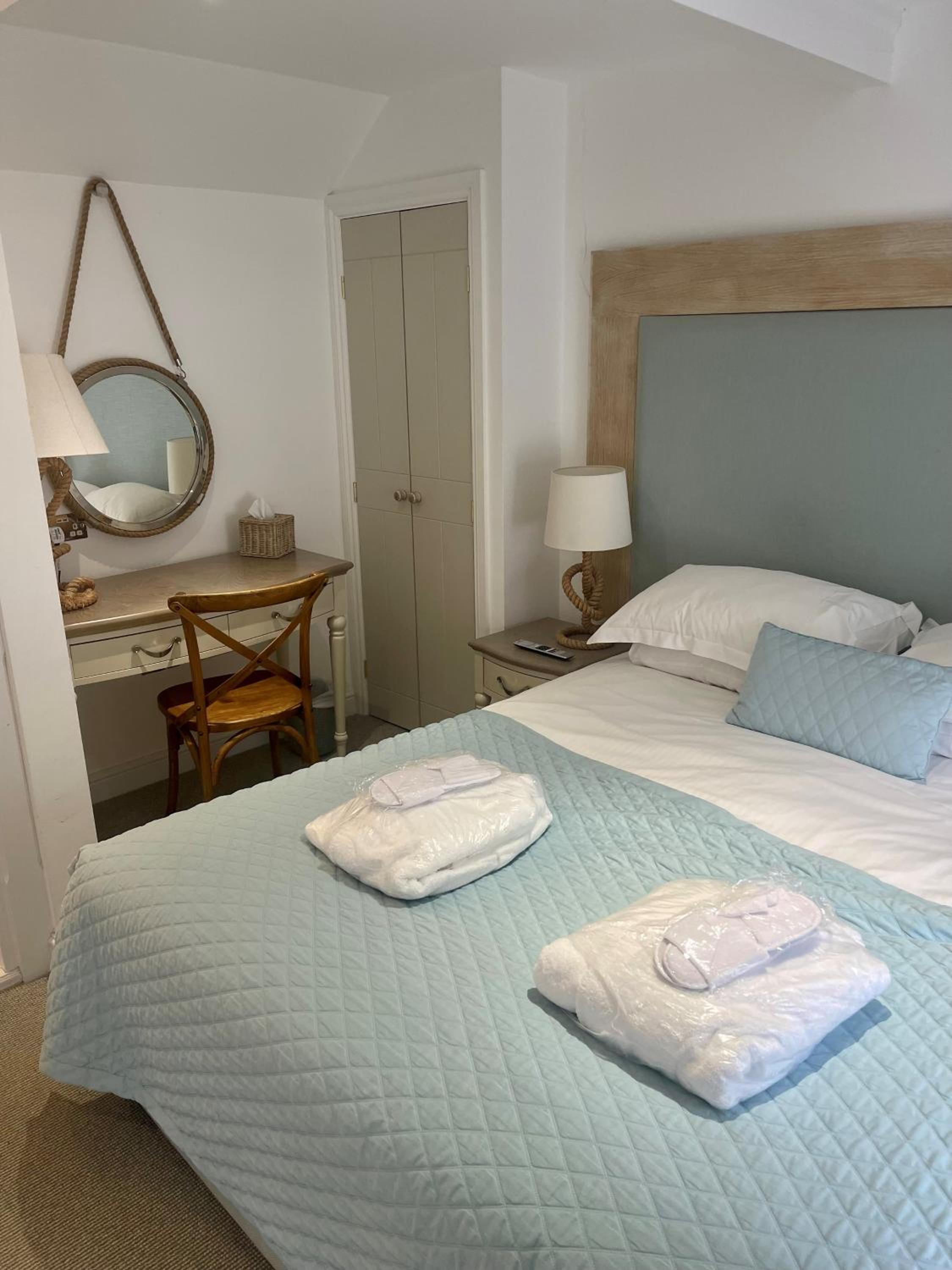 Beach, Cottage, Queen Bed