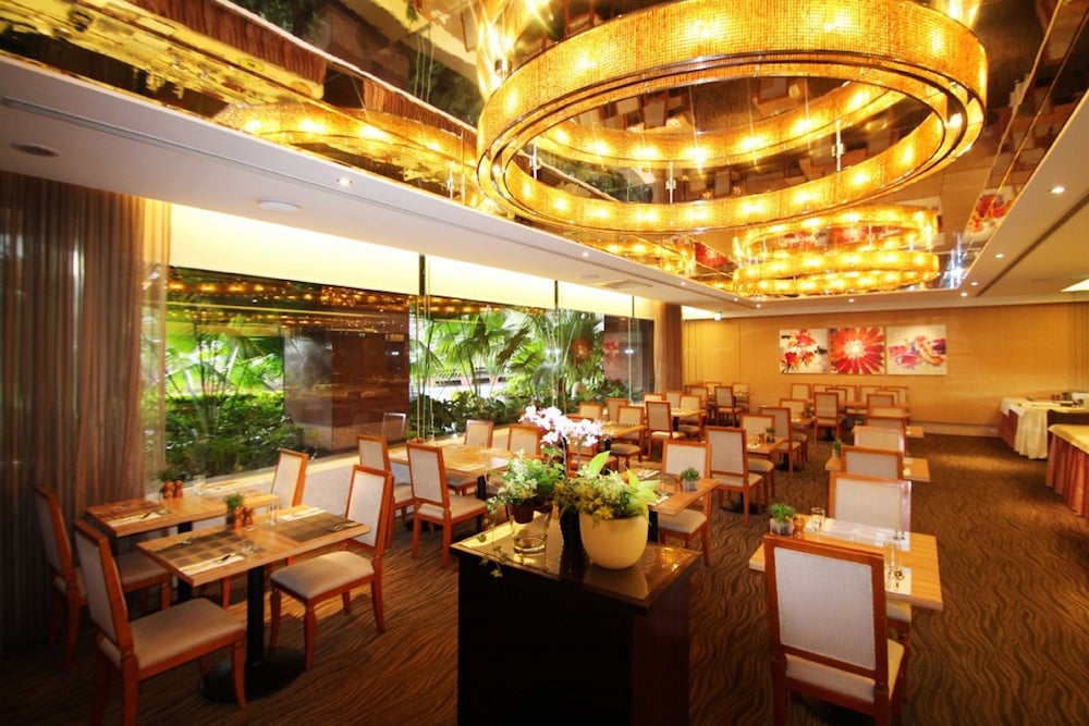 Hotel Riverview Taipei 48/65
