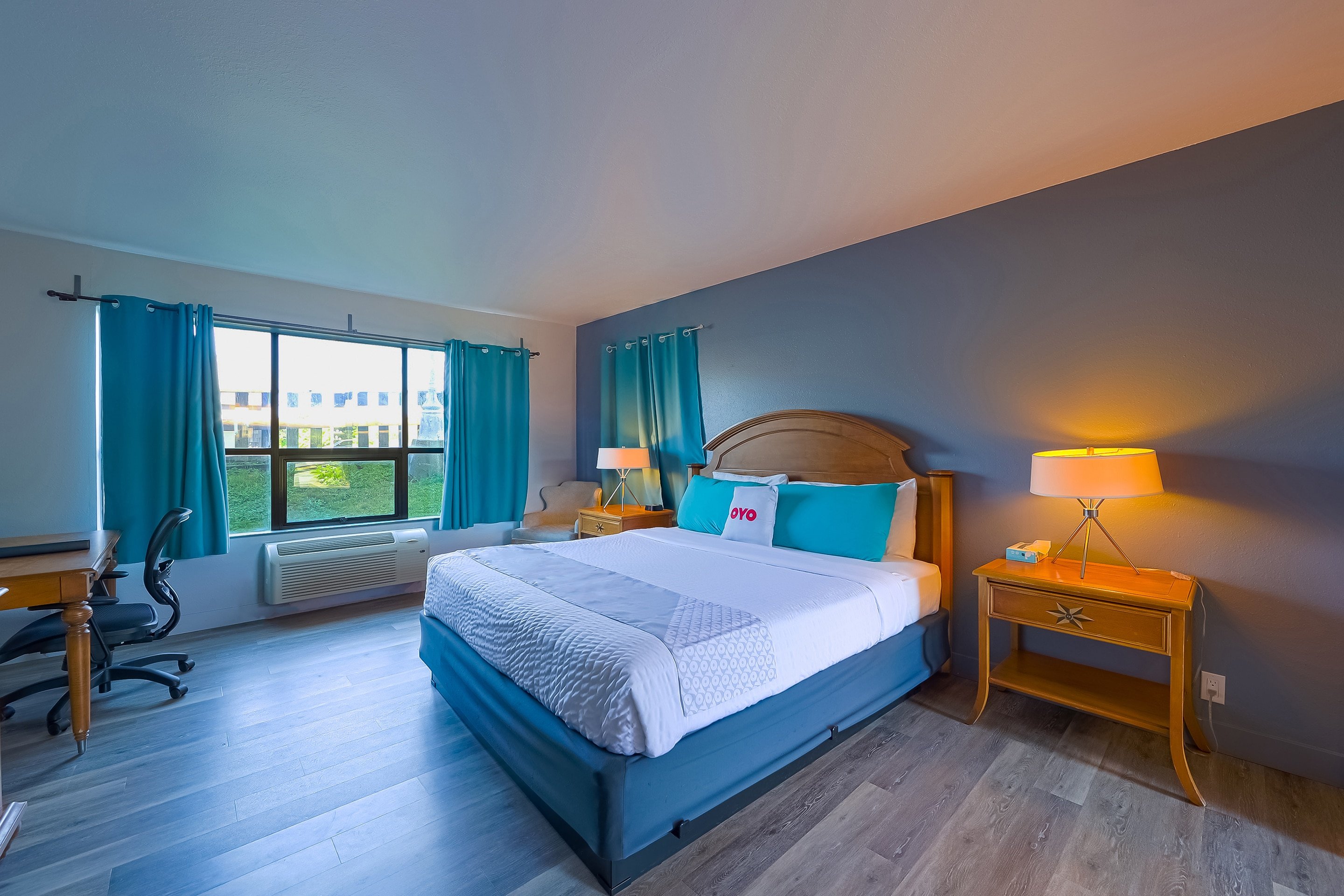 King Bed
