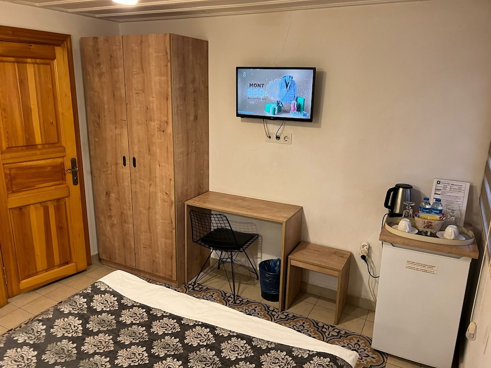 Belizia Hotel 10/61
