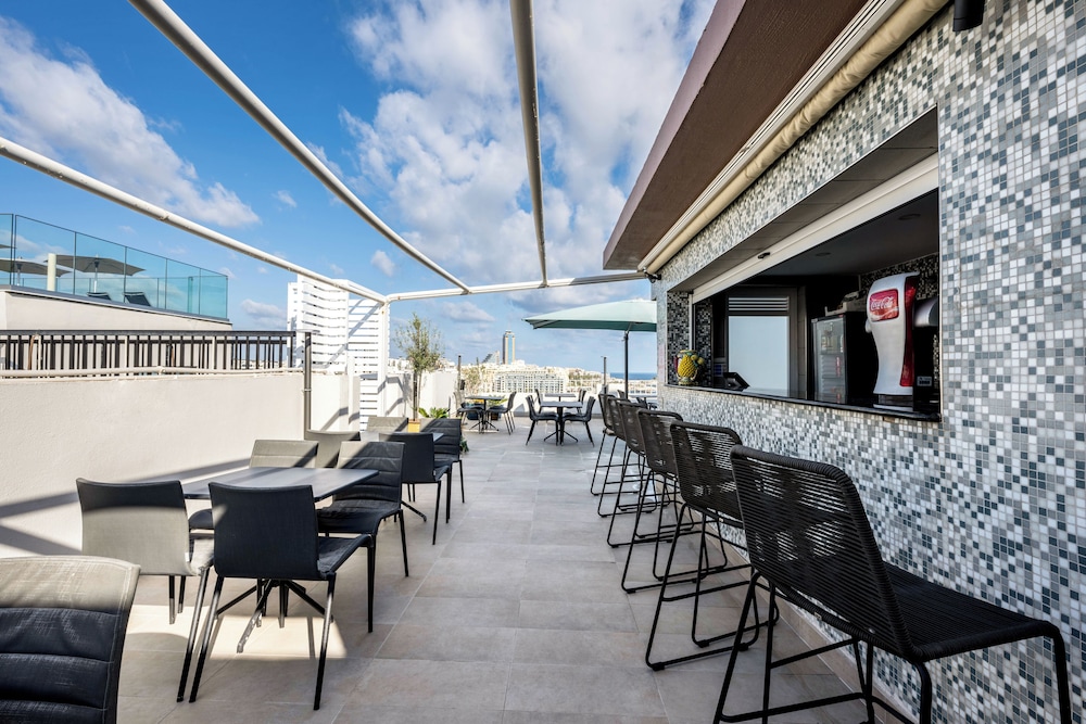 Plaza Regency Hotels 37/50