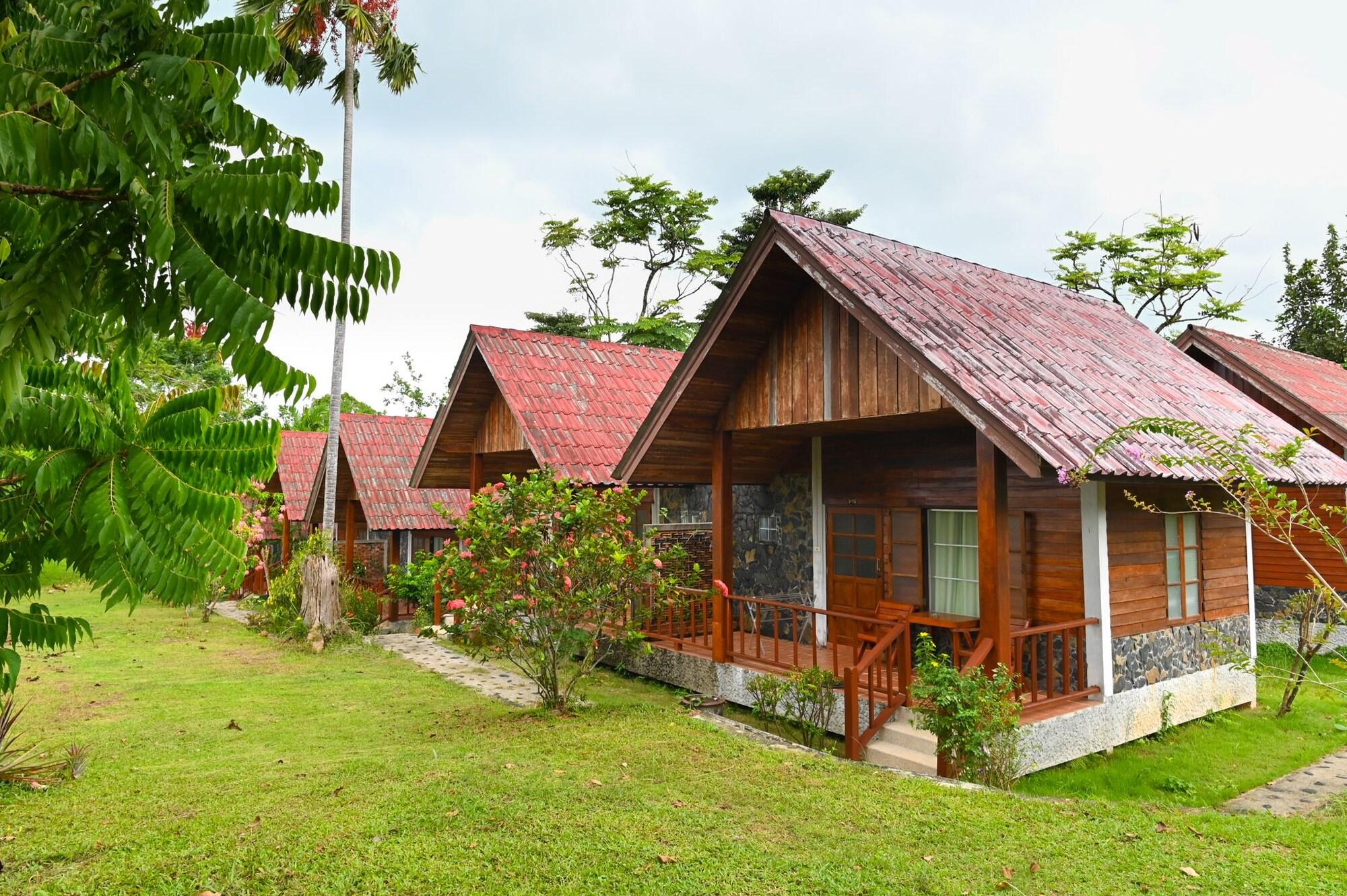 Krathom Khaolak Resort 22/25