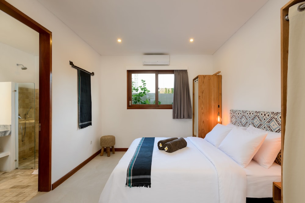 1 BEDROOM, DELUXE, APARTMENT, POOL SIDE, KITCHEN