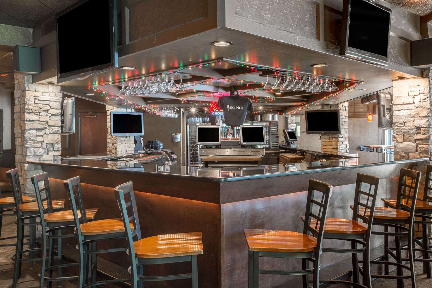 Baymont by Wyndham Bartonsville Poconos 7/10