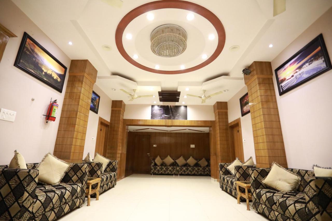 HOTEL KRISHNA JI 13/67