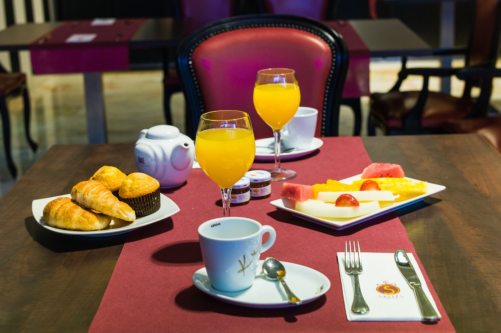 Salles Hotel Ciutat Del Prat 56/71