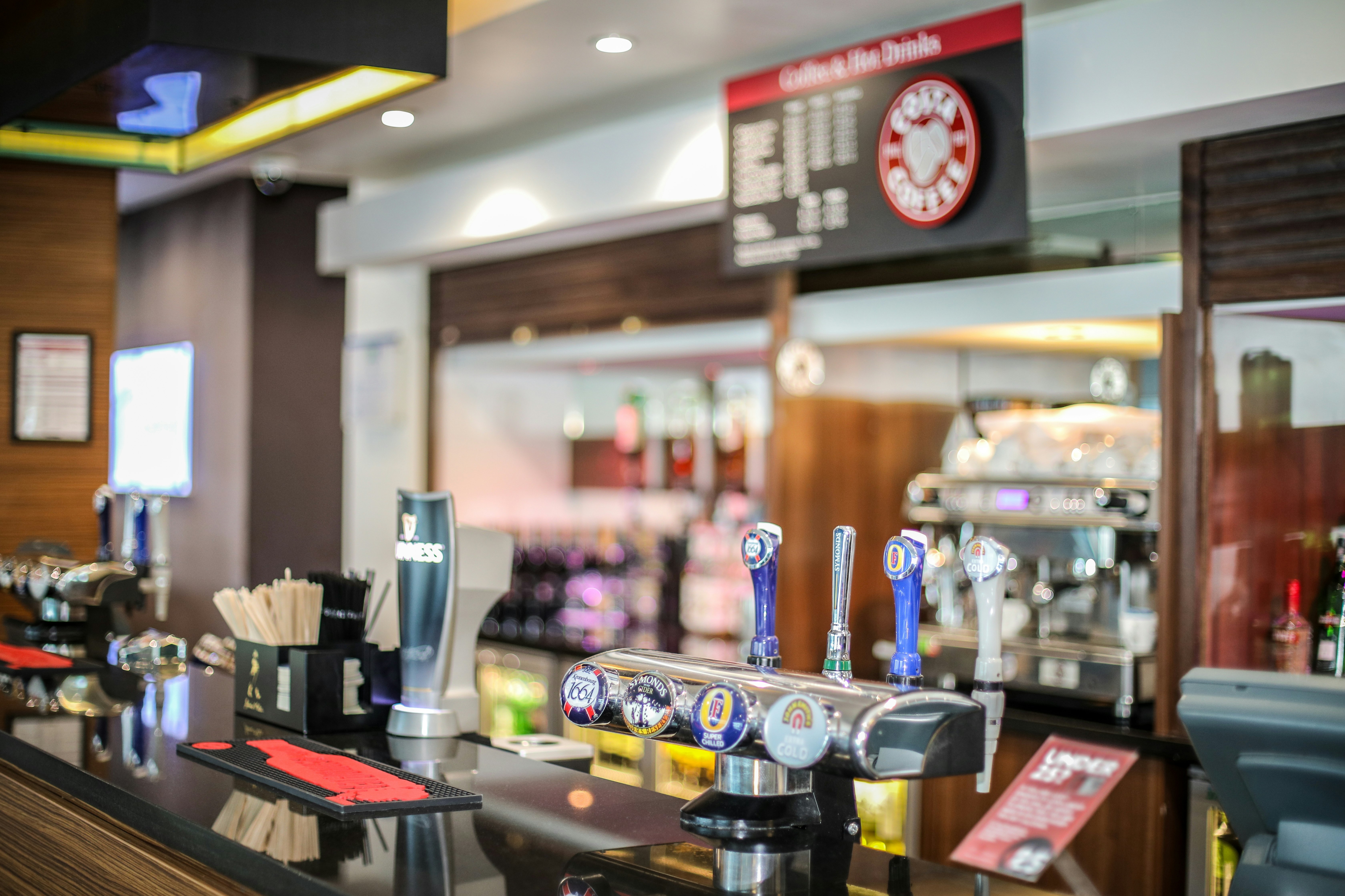 Holiday Inn Express London Heathrow T5 45/70