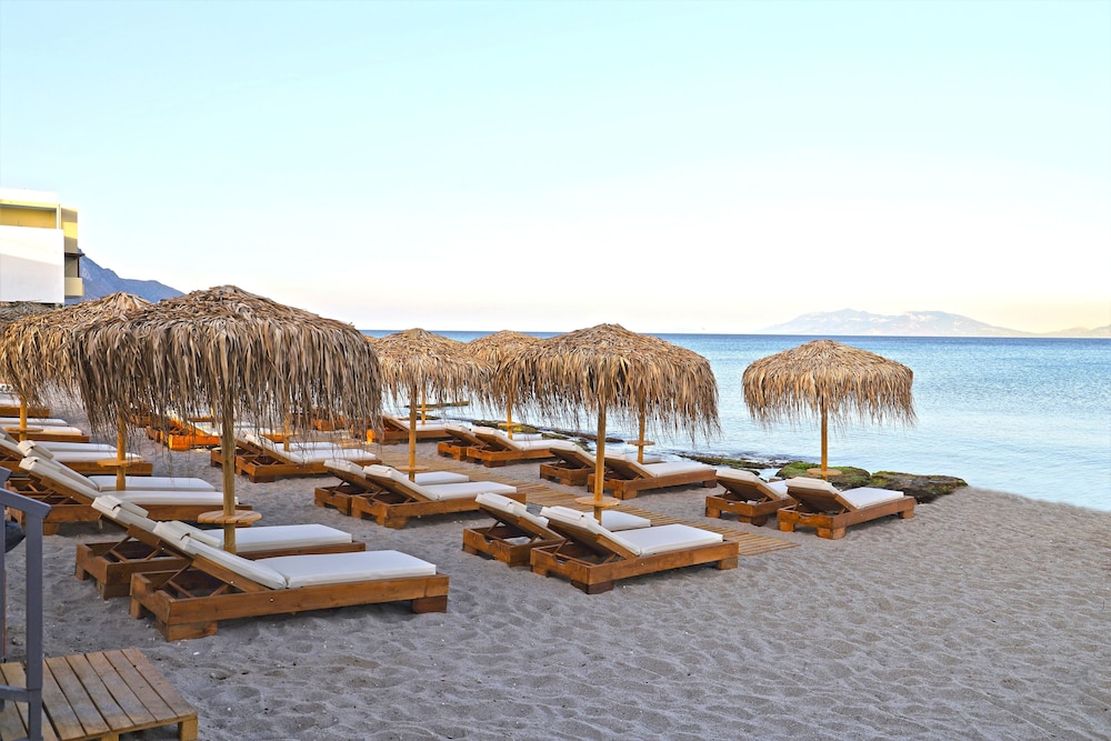 Silver Beach Hotel 35/44