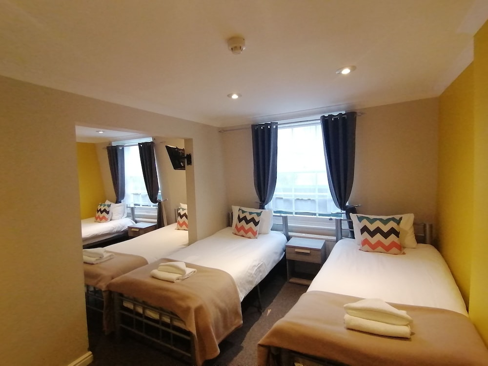 Smart Hyde Park View 24/63