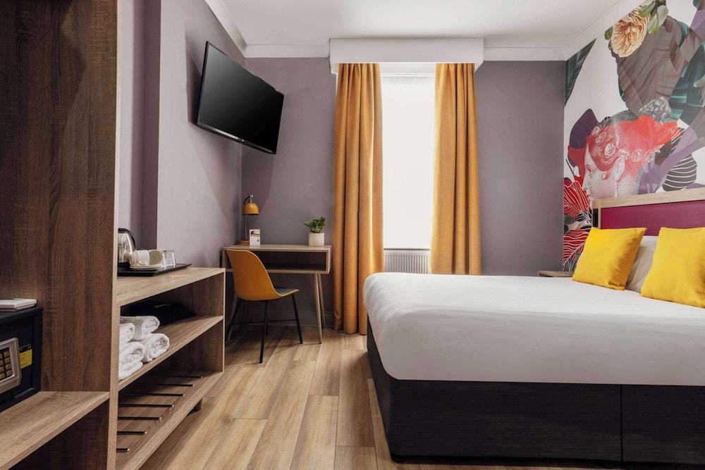 STANDARD, DOUBLE BED