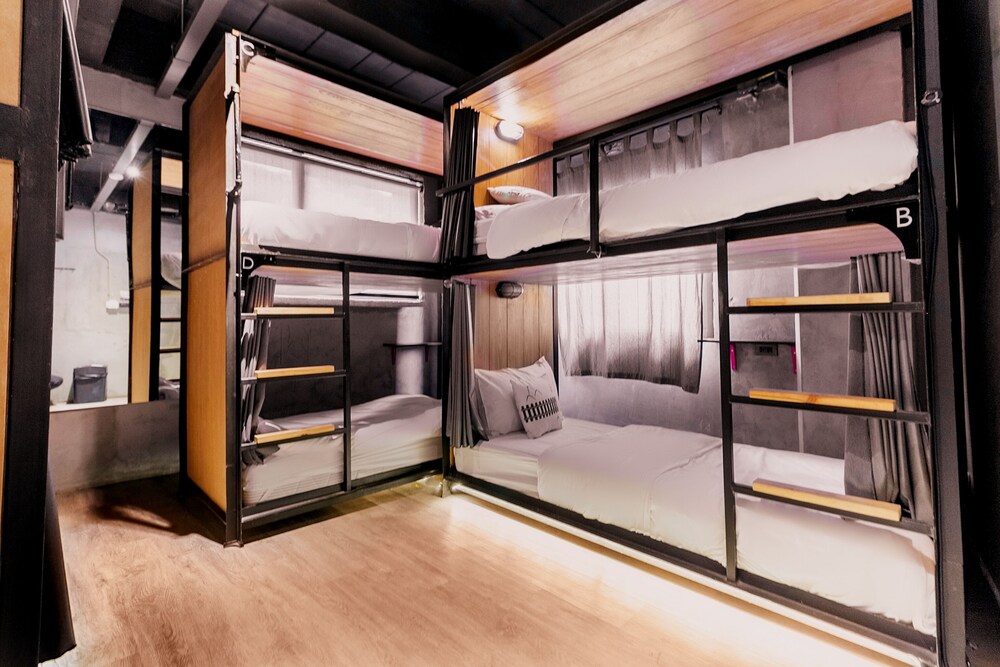 Westory - Hostel 51/70