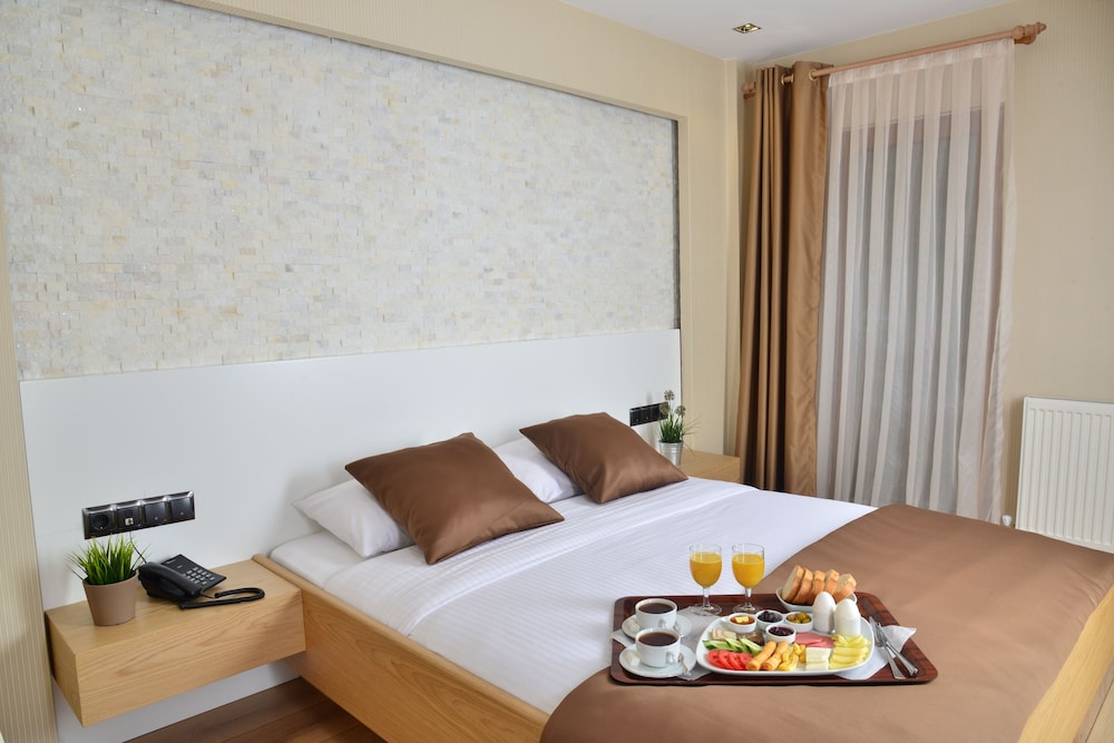Inanlar Deluxe Hotel 16/60