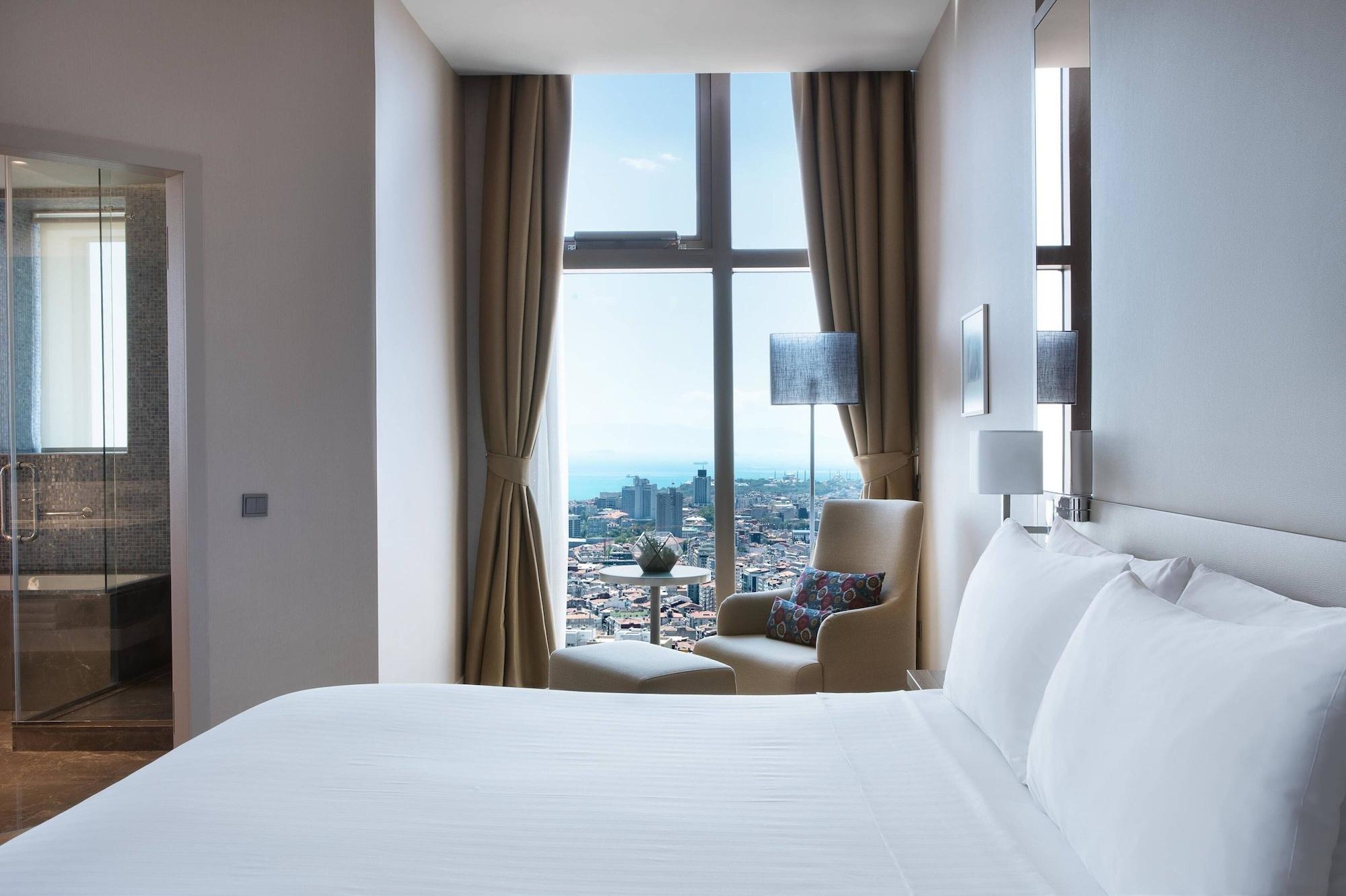 3 Bedrooms, Executive, Suite