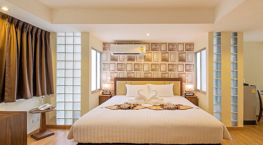 PREMIER, JUNIOR SUITE