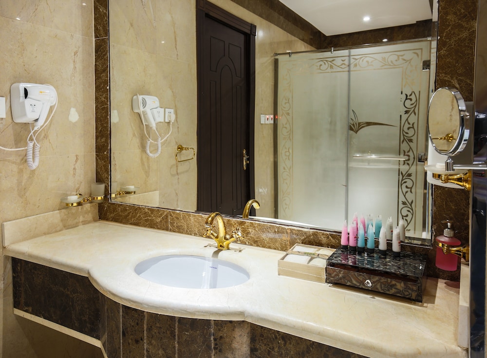 رست نايت للشقق الفندقية - الحمرا(Rest Night Serviced Apartments - AlHamra) 47/50