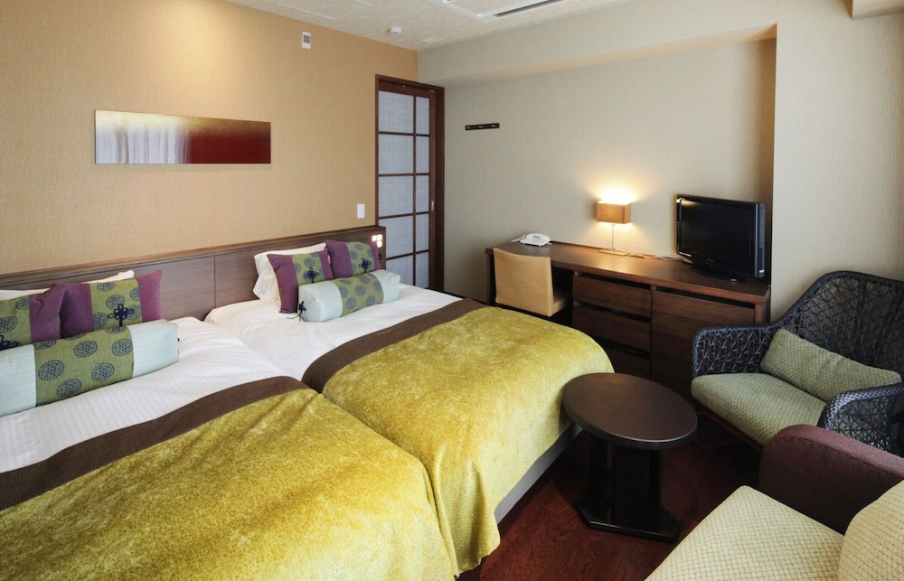 Room, Twin Beds, Castle View