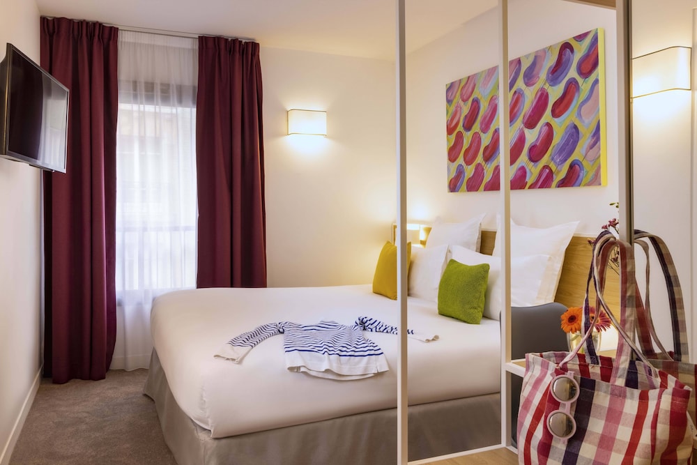 Hotel Paris Louis Blanc - Gare du Nord, Paris 10 22/67