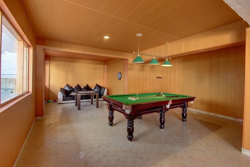 Hill County Resort 35/50
