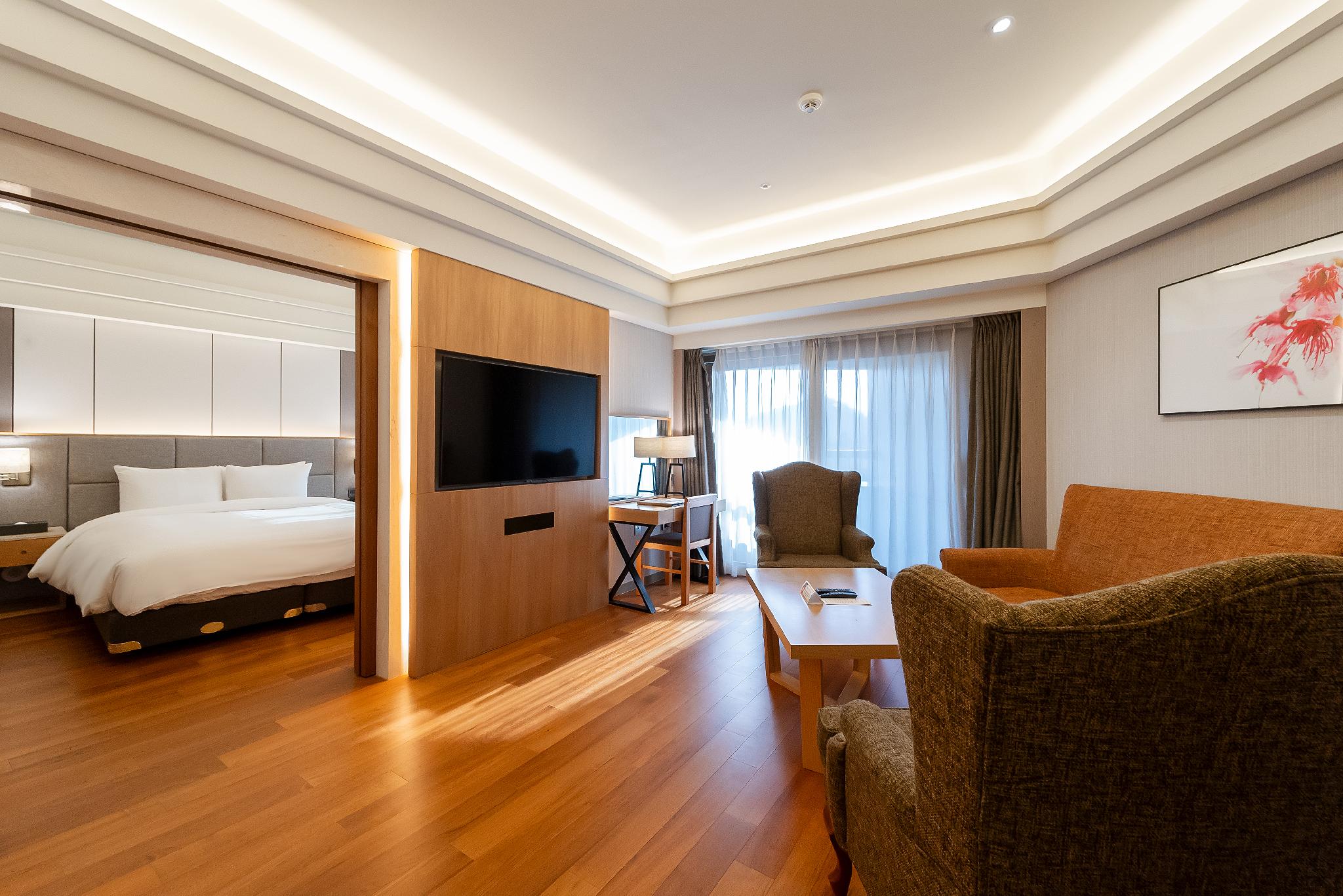Inner, Junior Suite, Queen Bed