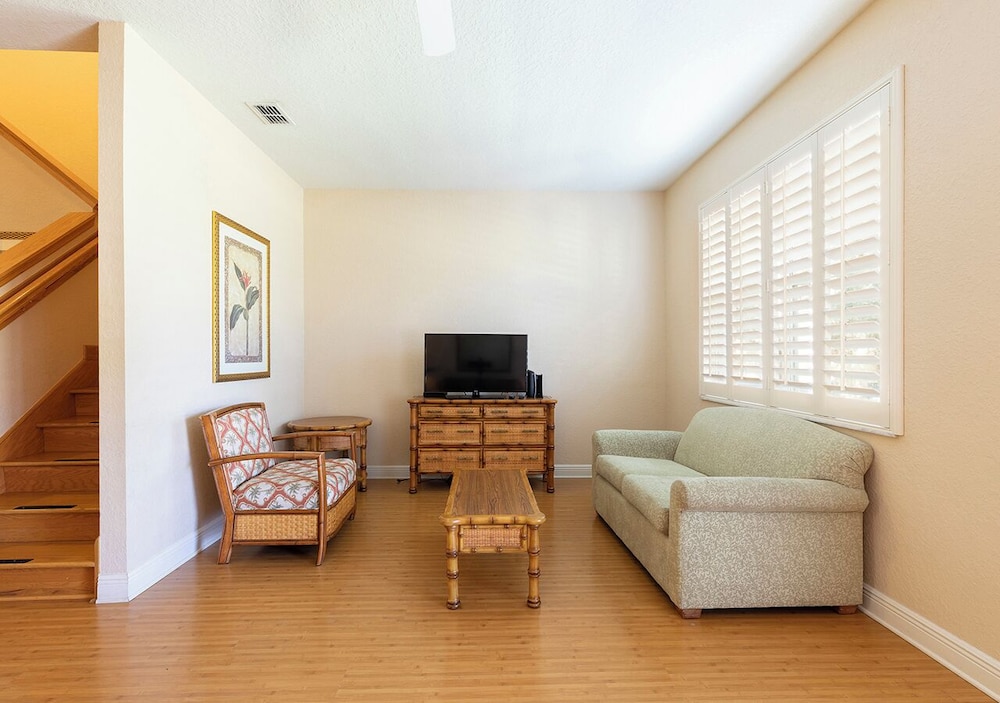 Villas At Regal Palms 29/51
