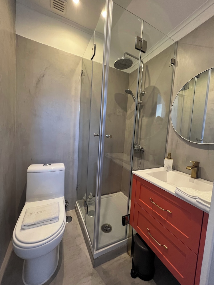 Castello Prime Suites 48/50