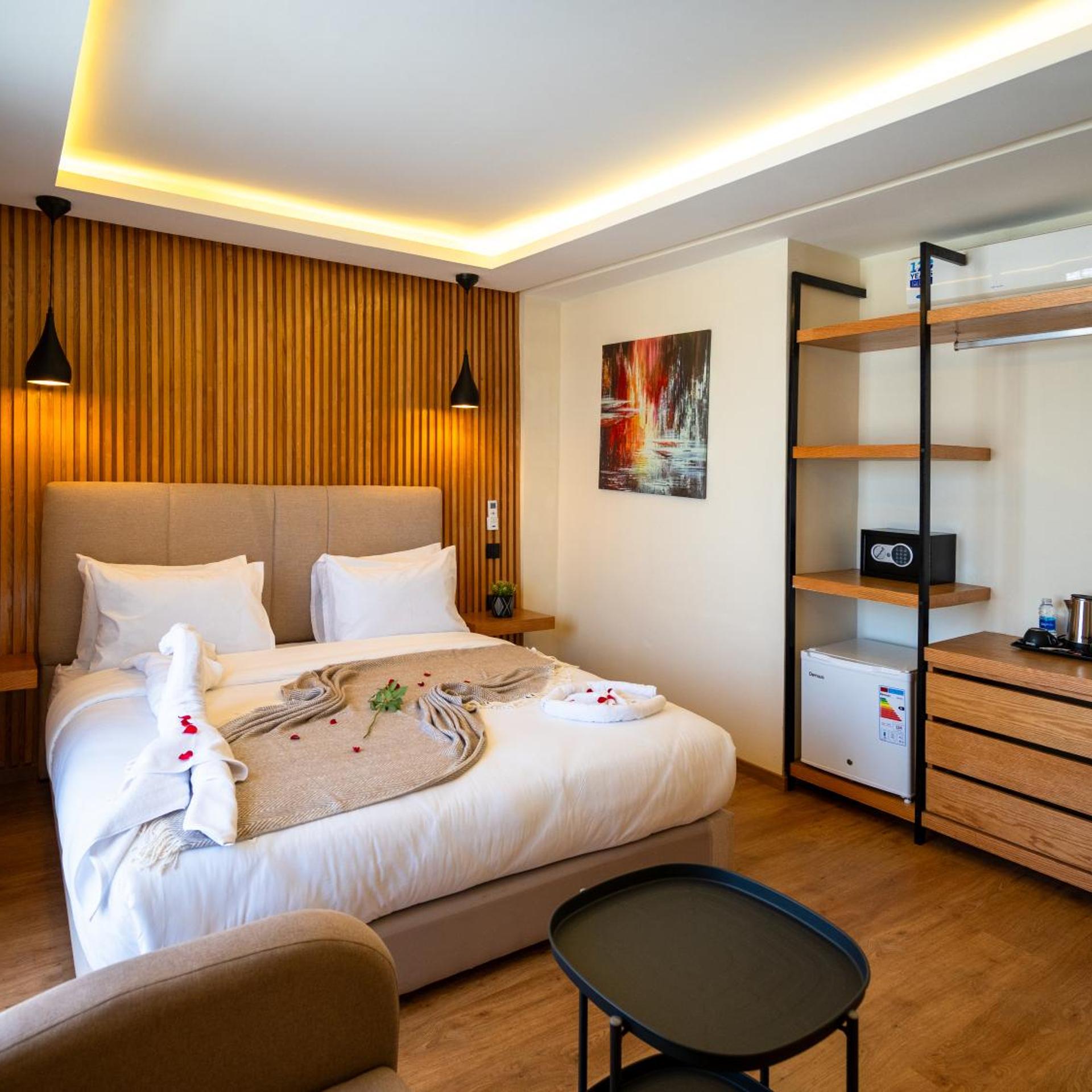 Unico Hotel Maarif 11/23