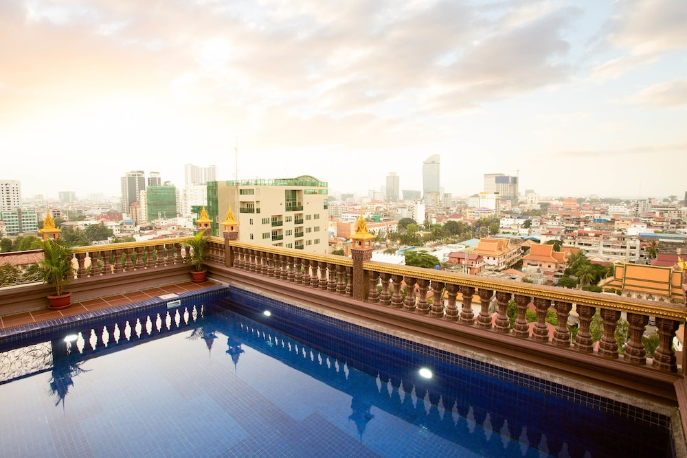 Okay Palace Hotel 5/50