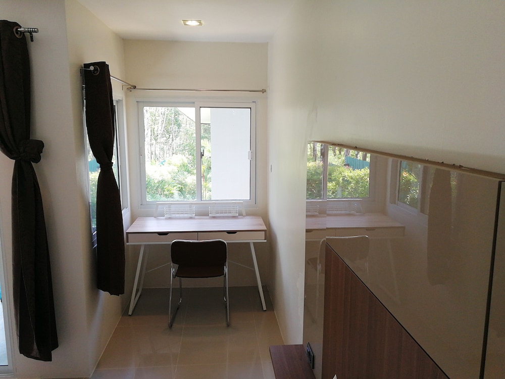 Chomphu Resort Khaolak 20/35