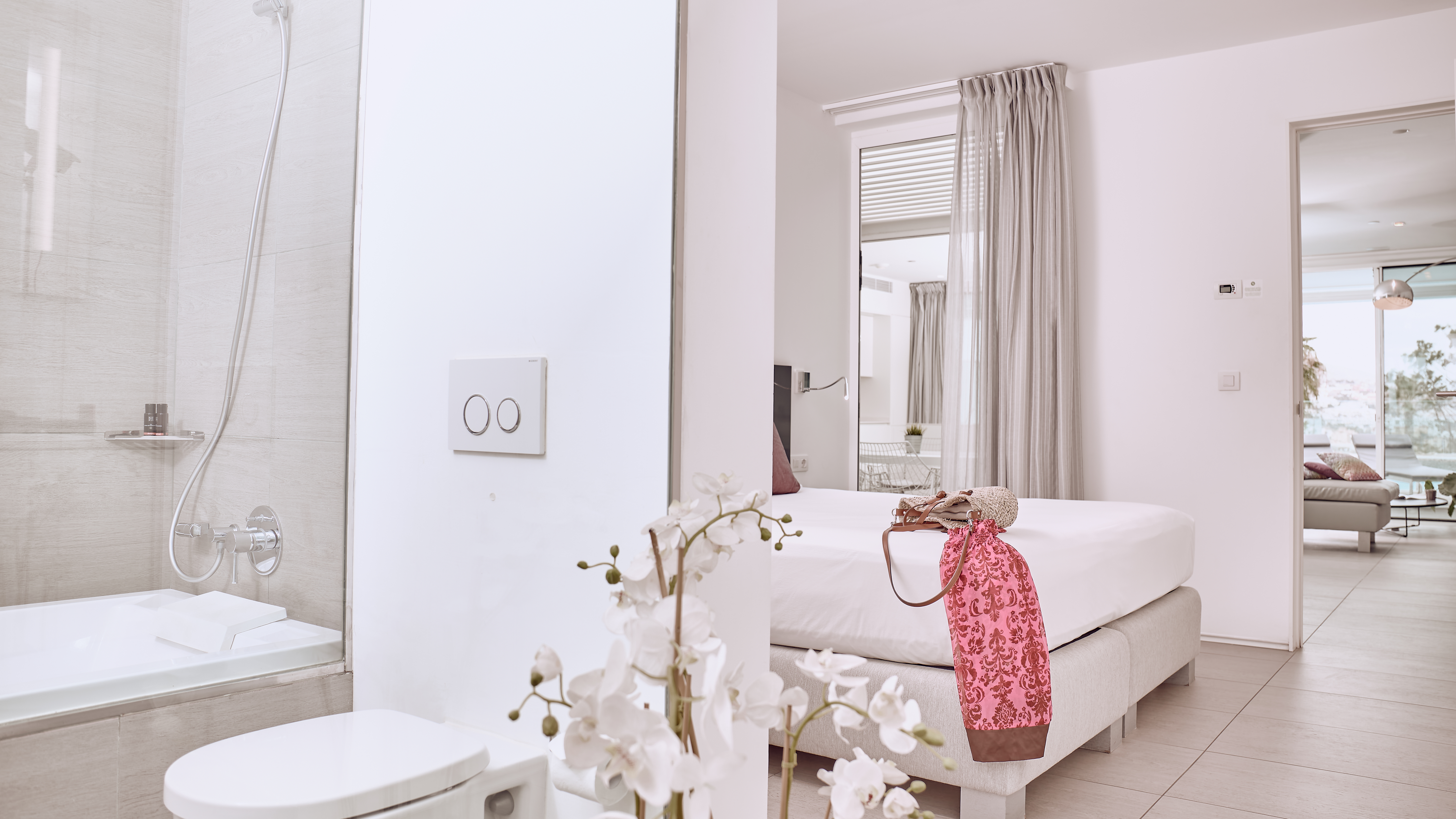 1 Bedroom, Suite, Side Sea View, Private Pool