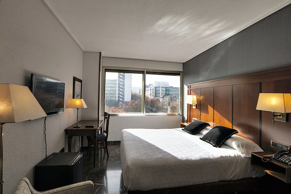 Hotel Condestable Iranzo 29/89