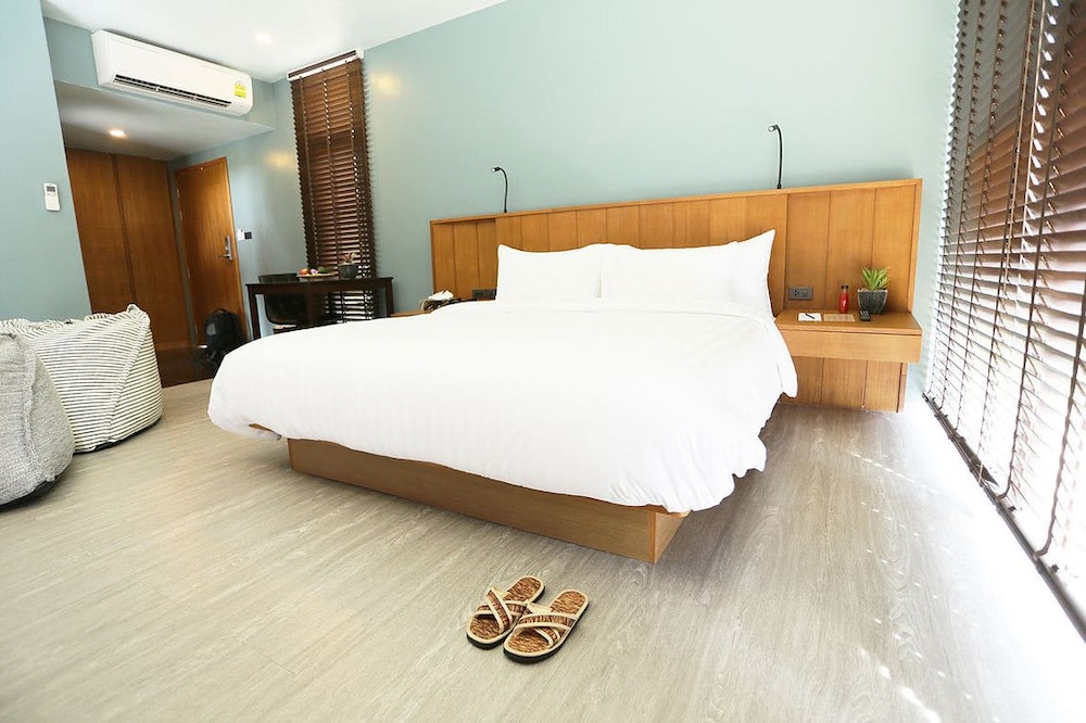 THE PAZ KHAO YAI 8/50