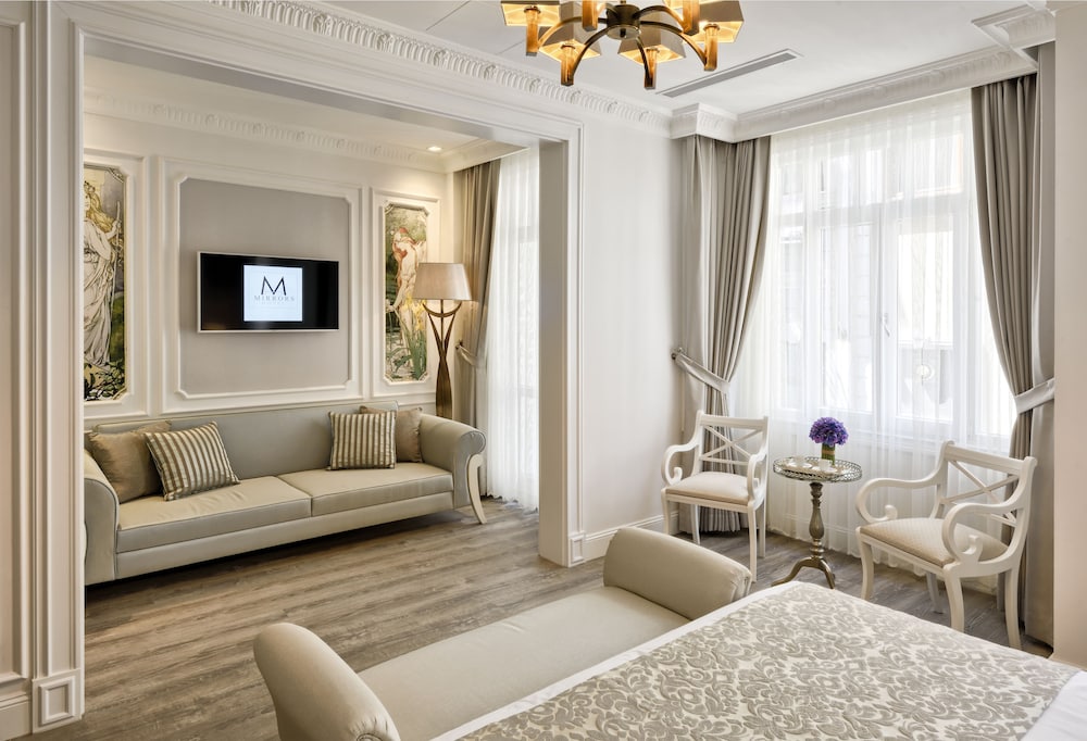 Mirrors Hotel Istanbul Taksim Pera 36/46