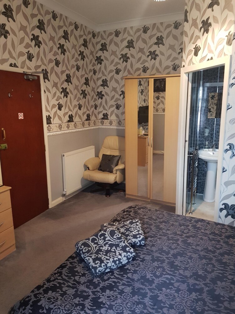 Thornhill Hotel 27/50
