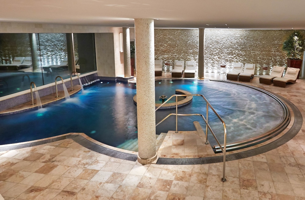Whatley Manor Hotel & Spa 13/40