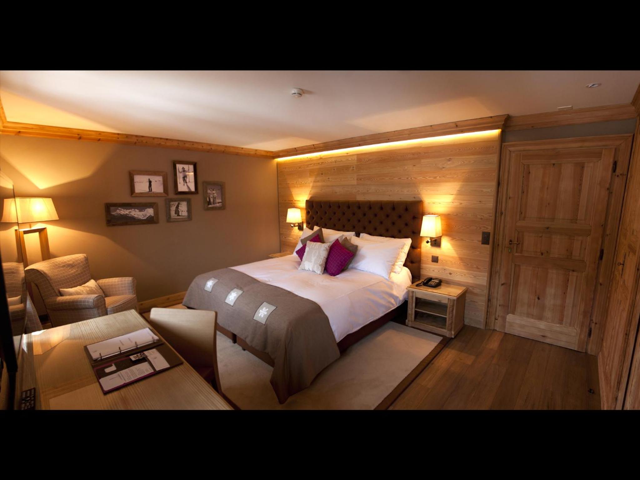Standard, Twin Beds, North Wing