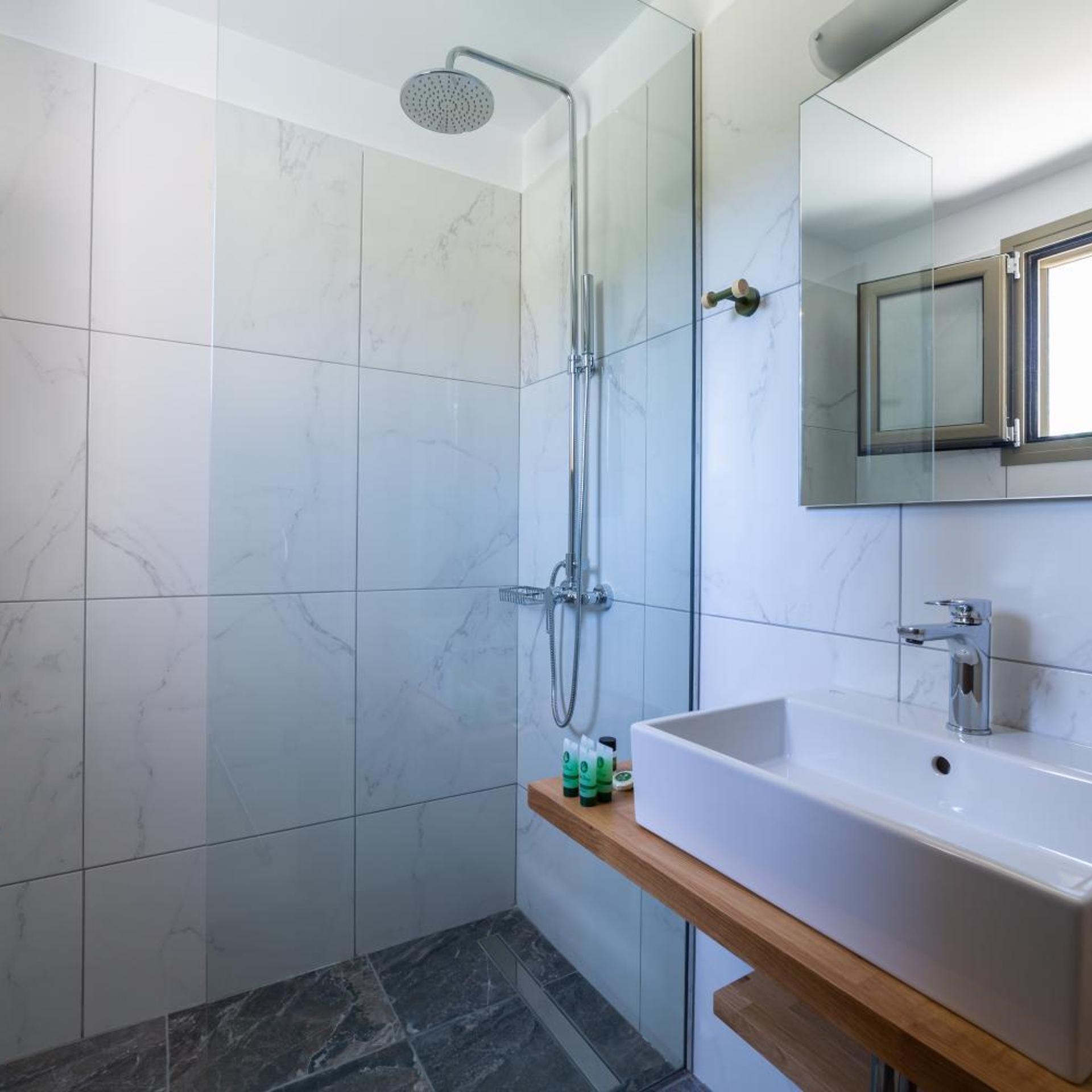 Sky View Suites 46/50