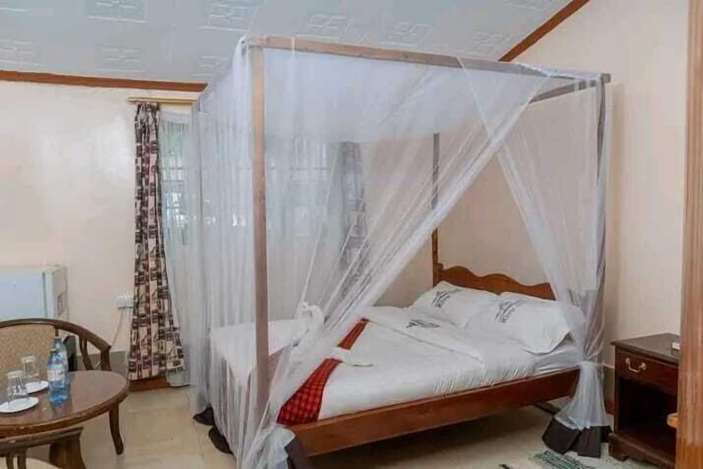Kivu Resort - Hostel 6/27