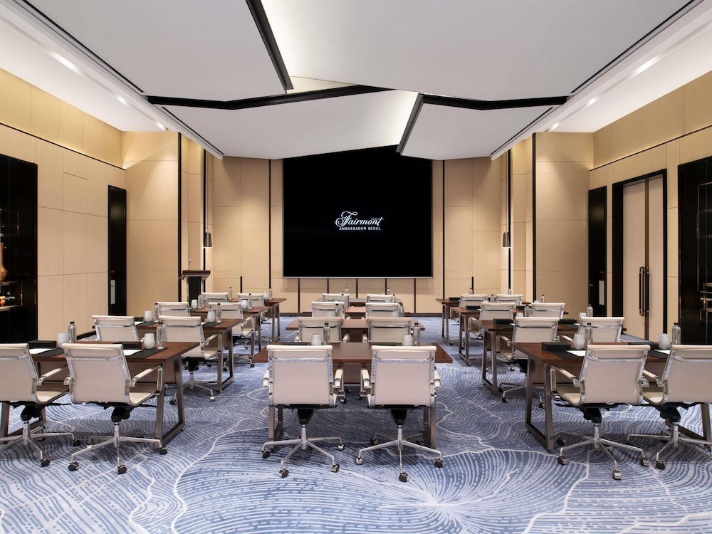 Fairmont Ambassador Seoul 44/55